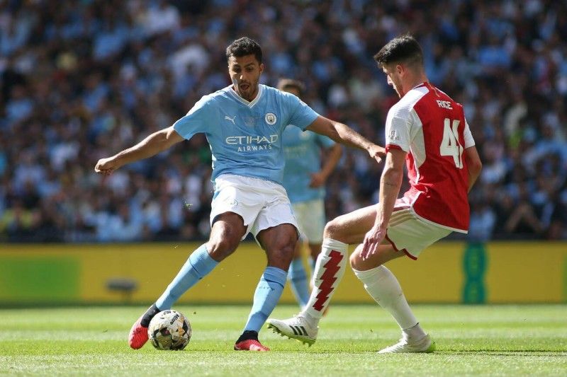 Rodri vs Declan Rice Statistical Comparison: Goals, Passing, Tackles & Midfield Metrics Rodri vs Declan Rice Statistical Comparison: Goals, Passing, Tackles & Midfield Metrics