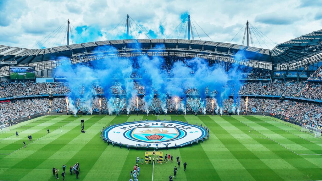 Front page report Arsenal and Manchester City duo favourite targets – Signing Gunners man ‘more feasible’
