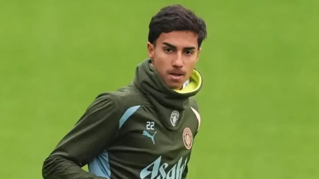Vitor Reis Is Forcing Manchester City Into a Big Decision